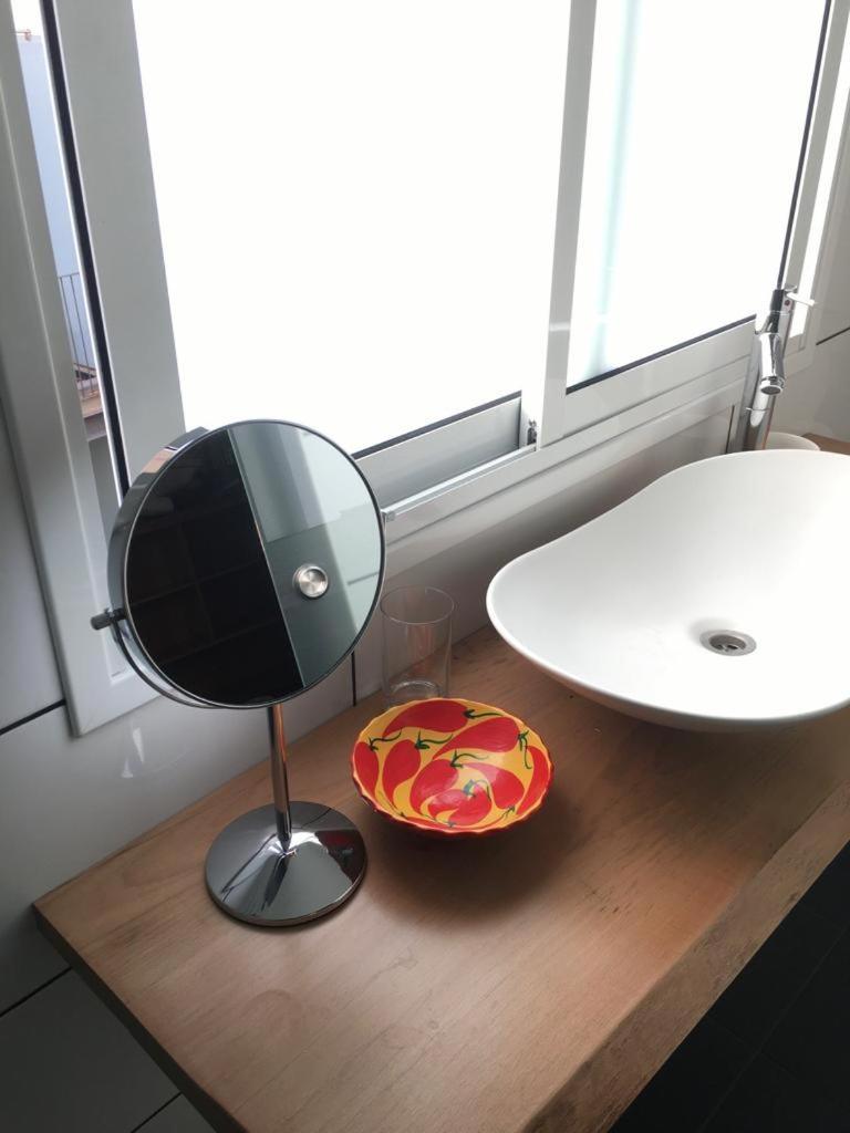 Suitetrails - Bialik St B&B room Bauhaus district Tel Aviv