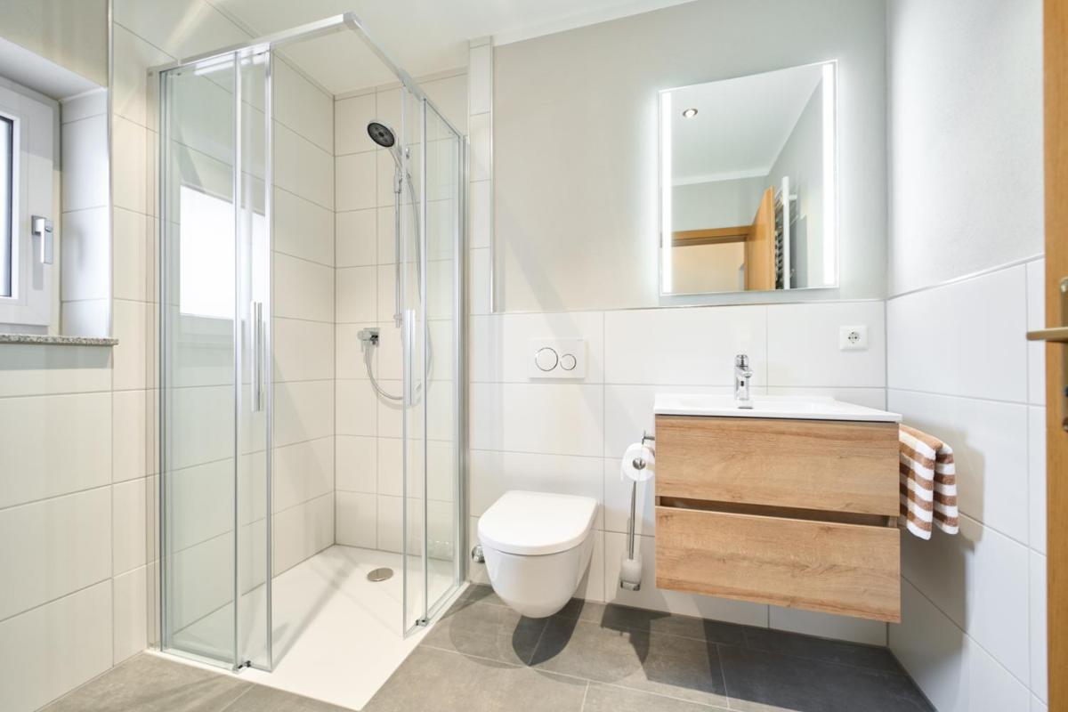 Wirt z` Uttlau Familienhotel Höng - Housity