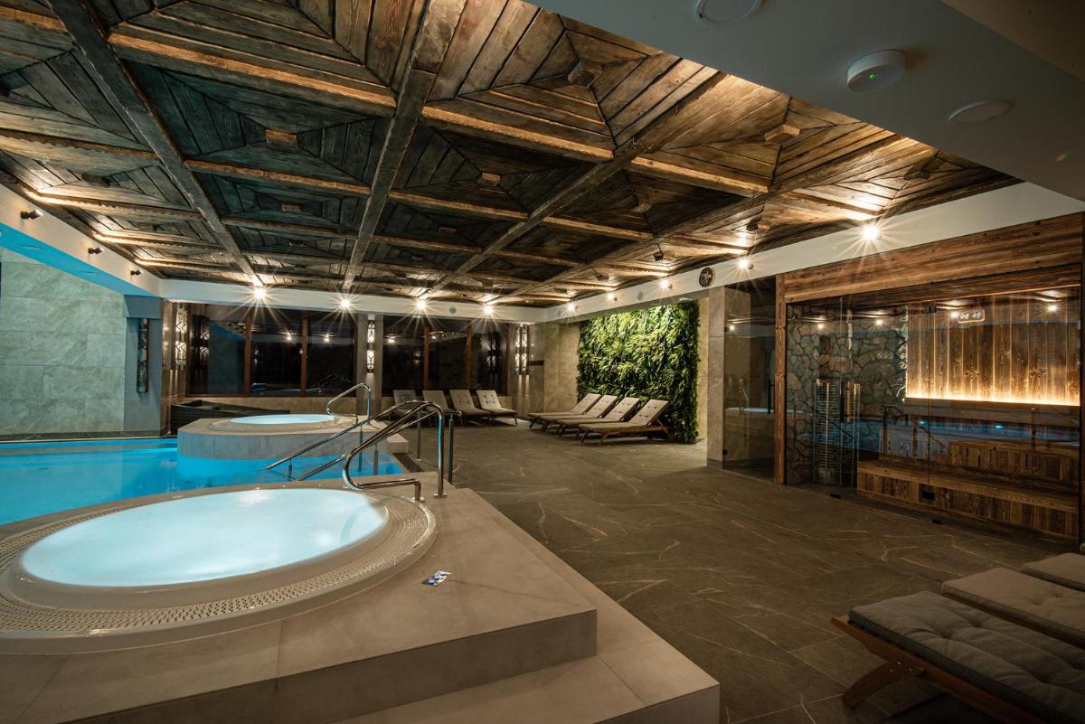Hotel Zamek Ryn - Housity