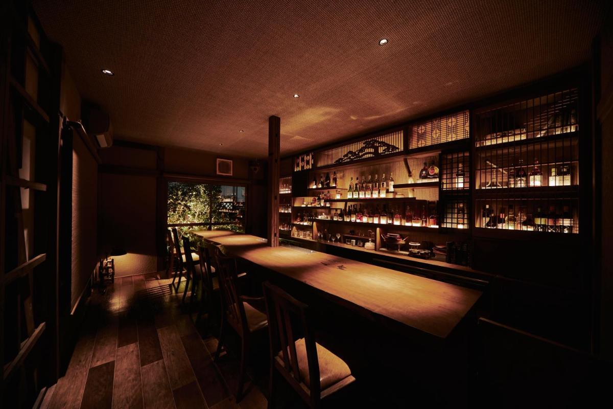 Kagurazaka Retro BAR & HOTEL - Housity
