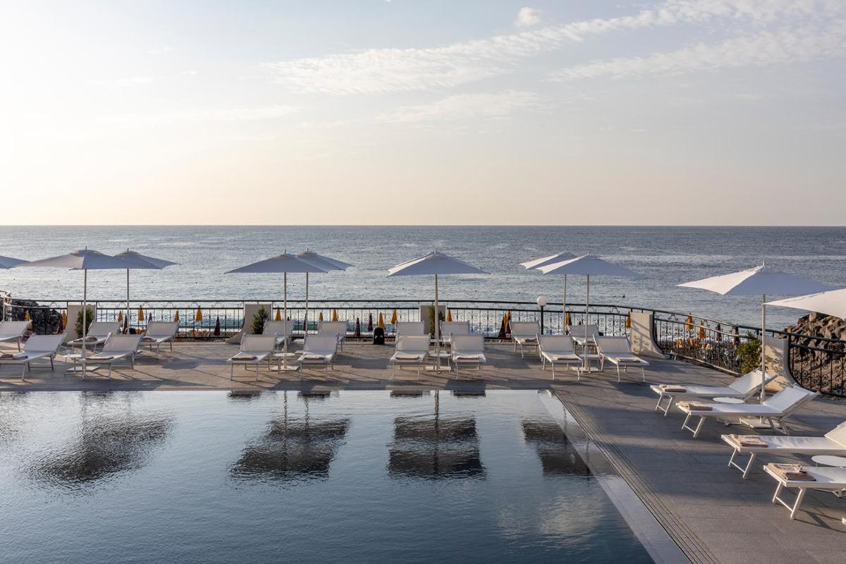 Delta Hotels by Marriott Giardini Naxos - Housity