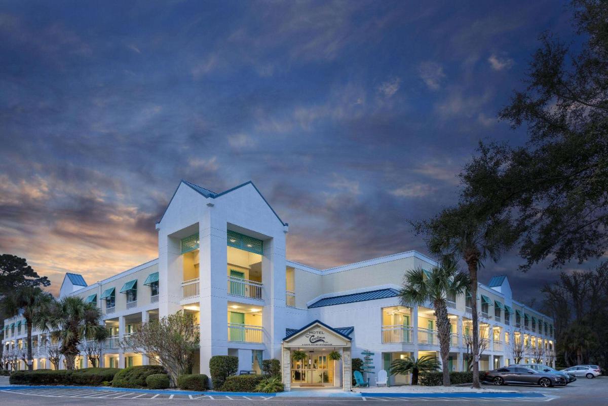 Hotel Carolina A Days Inn by Wyndham - Housity