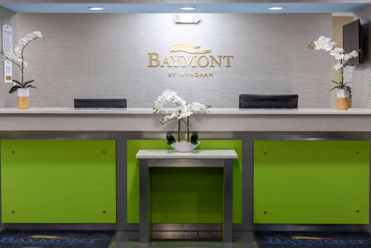 Baymont by Wyndham La Vergne Nashville I-24 East - Housity