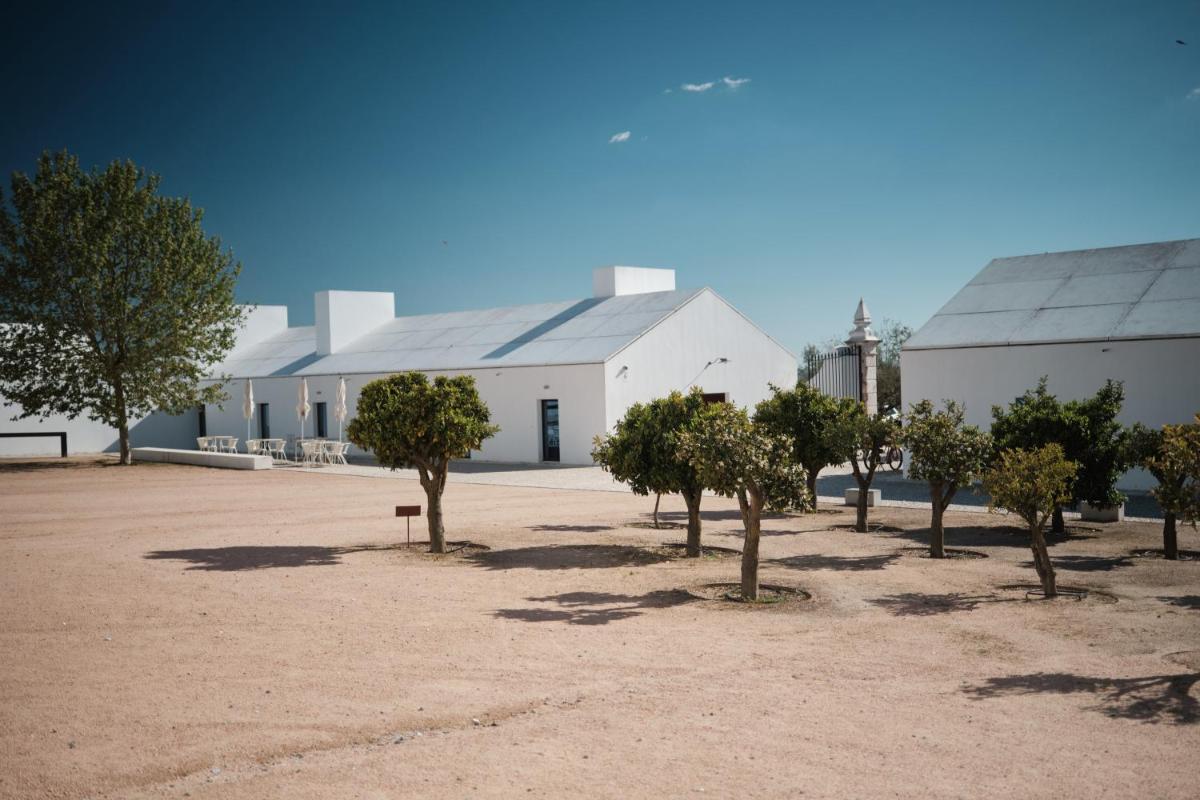O edifício onde o hotel está situado