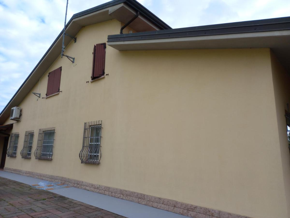 4 giugno Ferrara - Housity