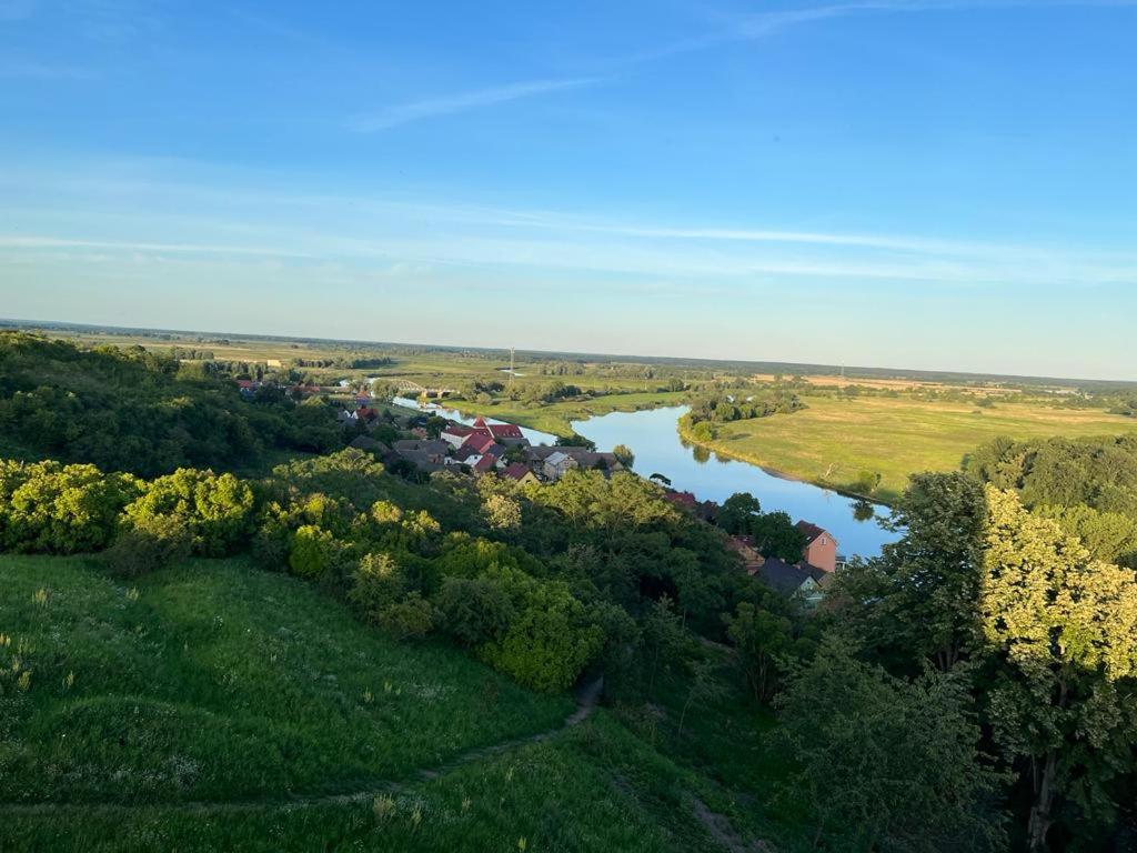 Winnica pod Skrzydłami - Housity