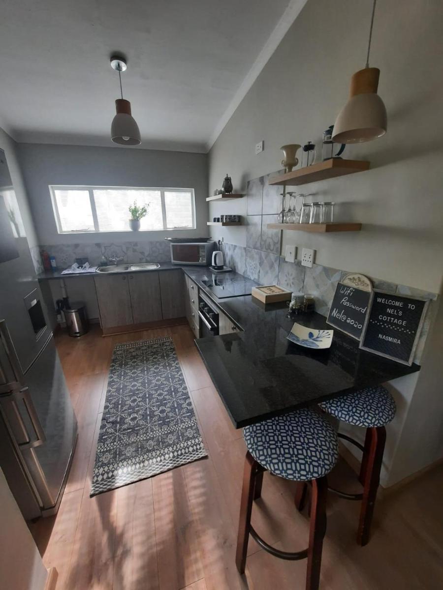Nel's Cottage, a private and peaceful cottage - Hizvo