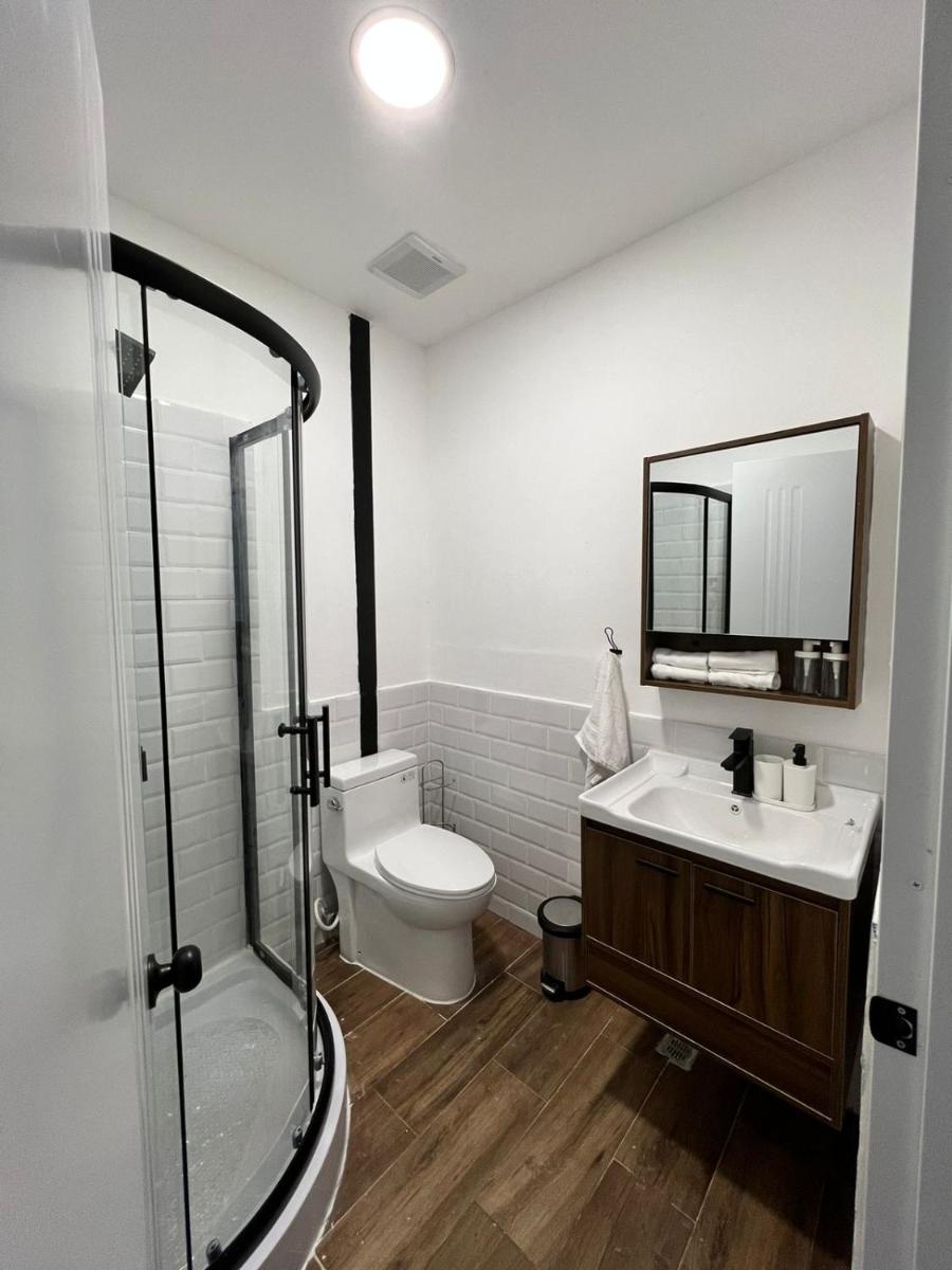 Suites By SalcedO - Hizvo