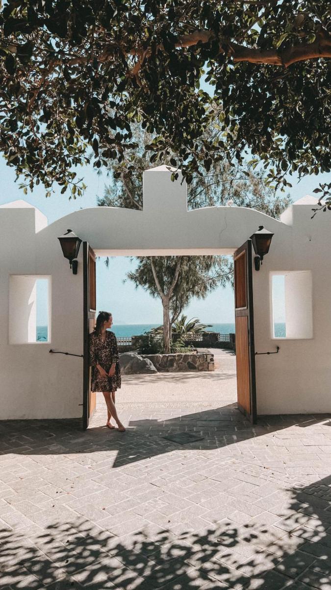 Clientes alojados en Princesa Yaiza Suite Hotel Resort