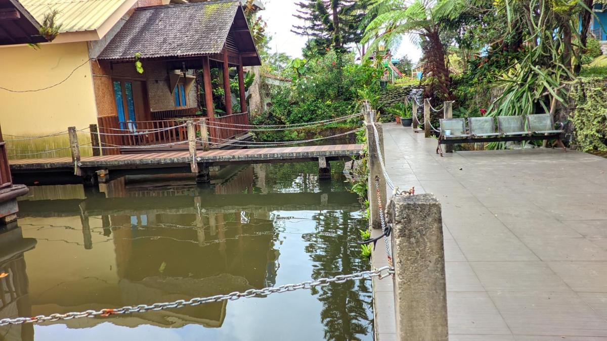 Villa Maharani Cipanas - Housity