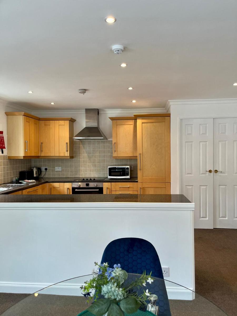 The Apartment, Bridge House - Housity
