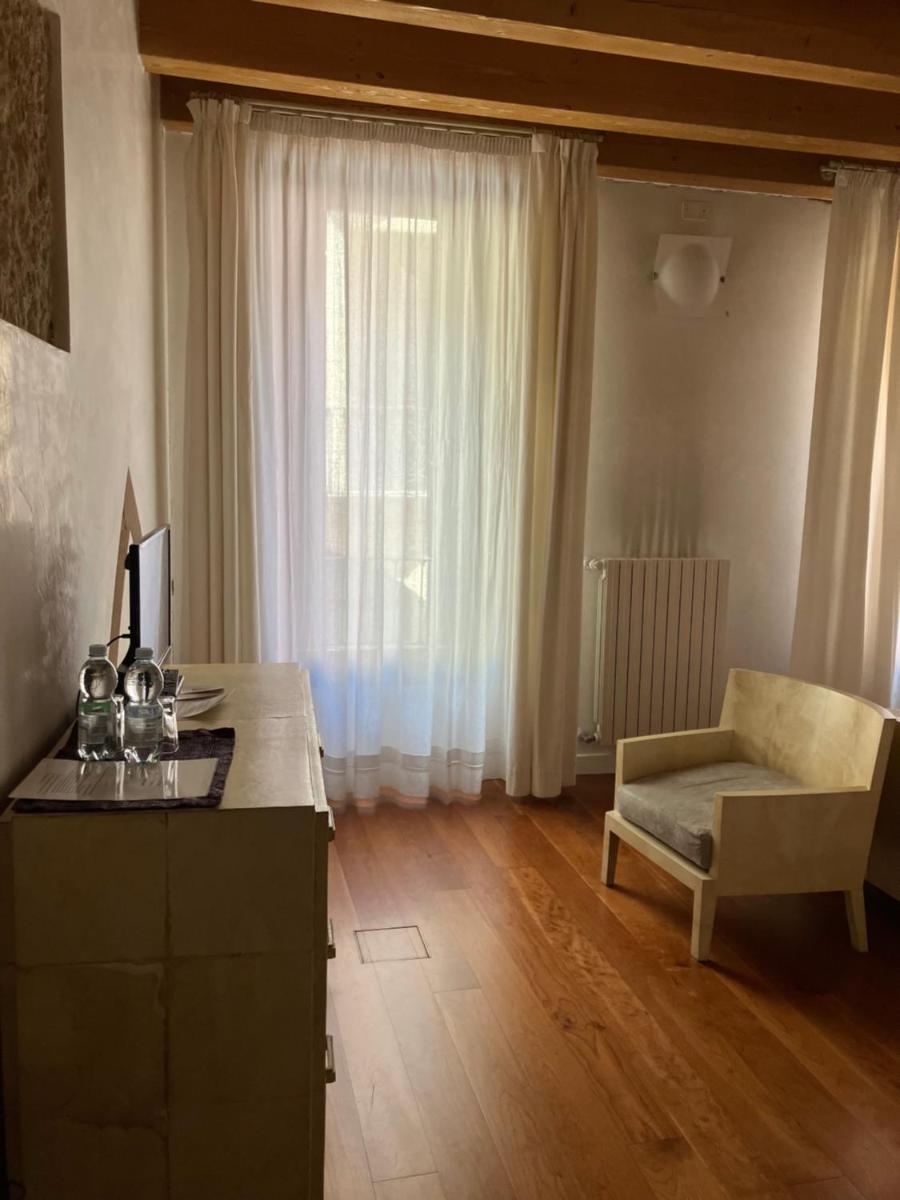 Ciao Amore - Housity