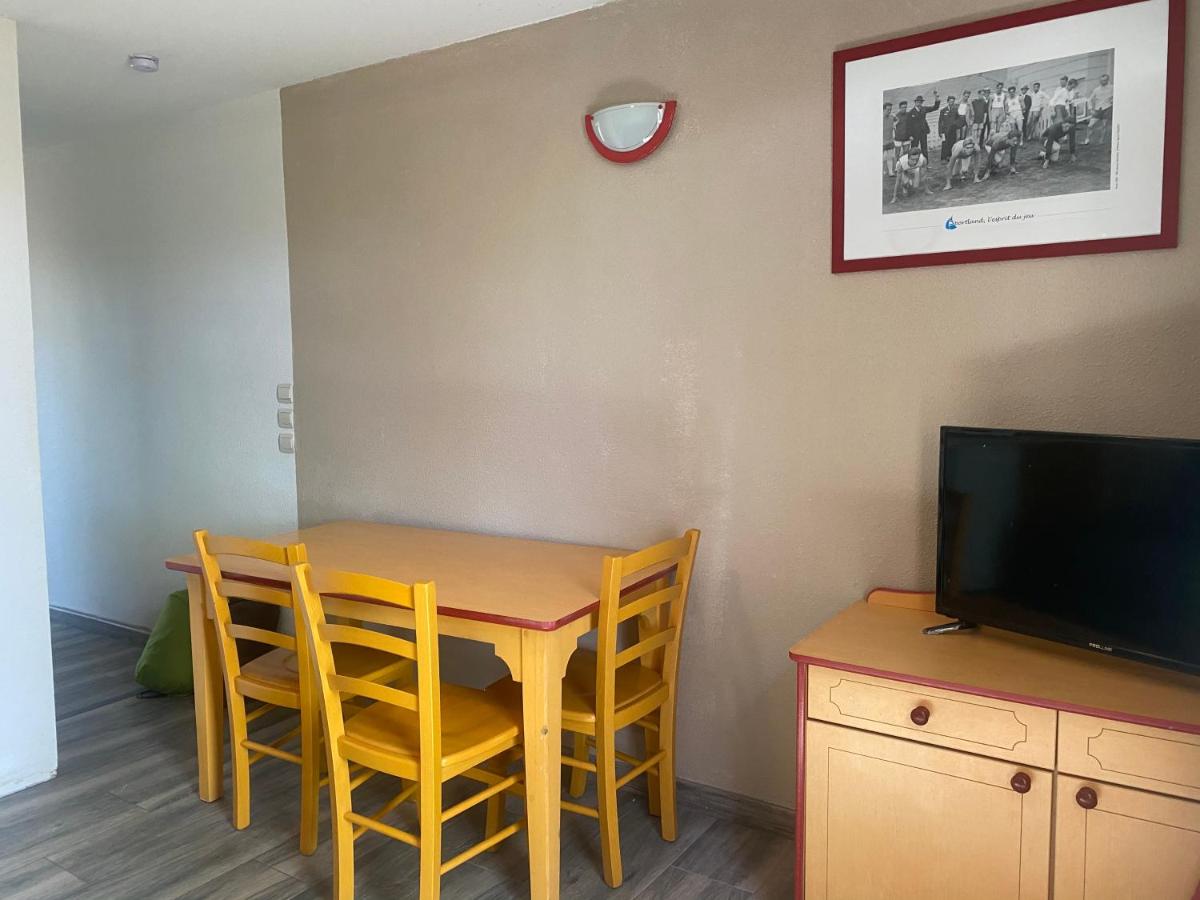 Appartement rénové 1 chambre pour 4 personnes à Cassen - Housity