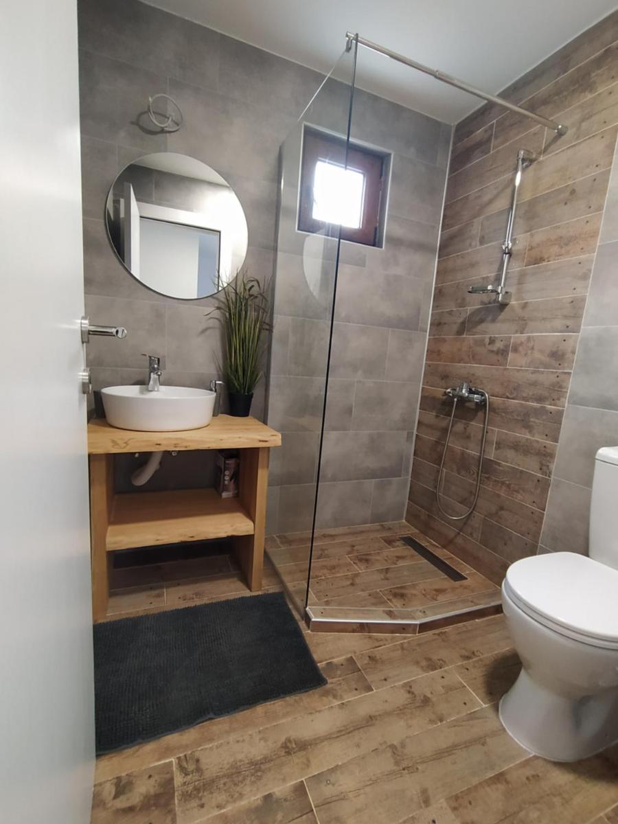 Velebit apartmani - Housity