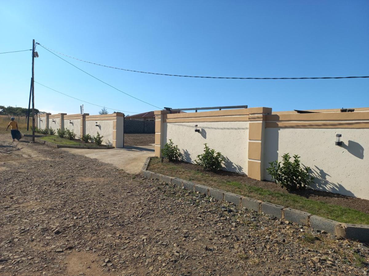Sweetwaters Guest House - Housity