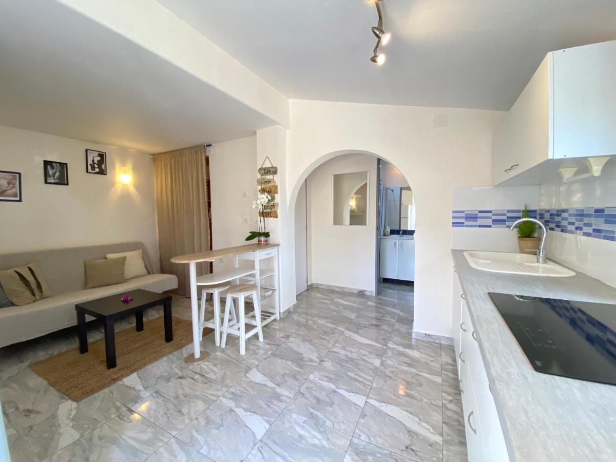 Denia's Beach House - Colibri - Housity