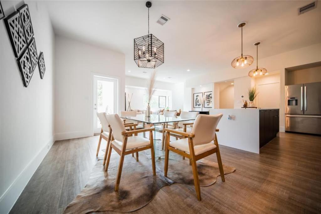 Relaxing Getaway in Houston - Housity