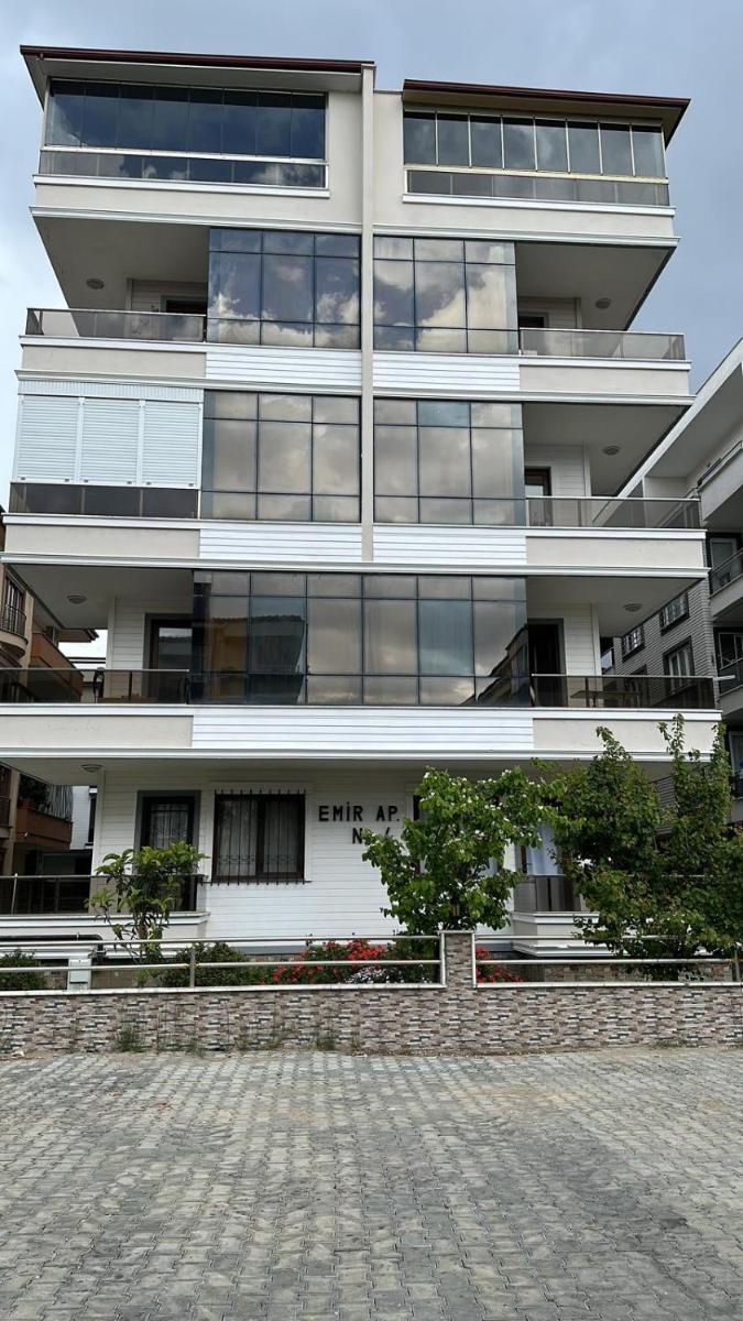 Summer house with mountain view, 10 minutes walking distance from the sea - Housity