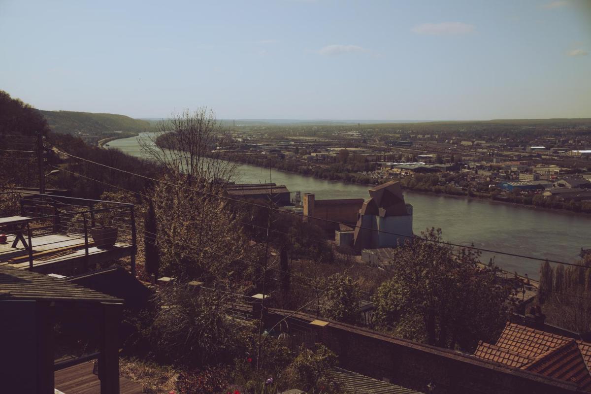 La colline bleue - Housity