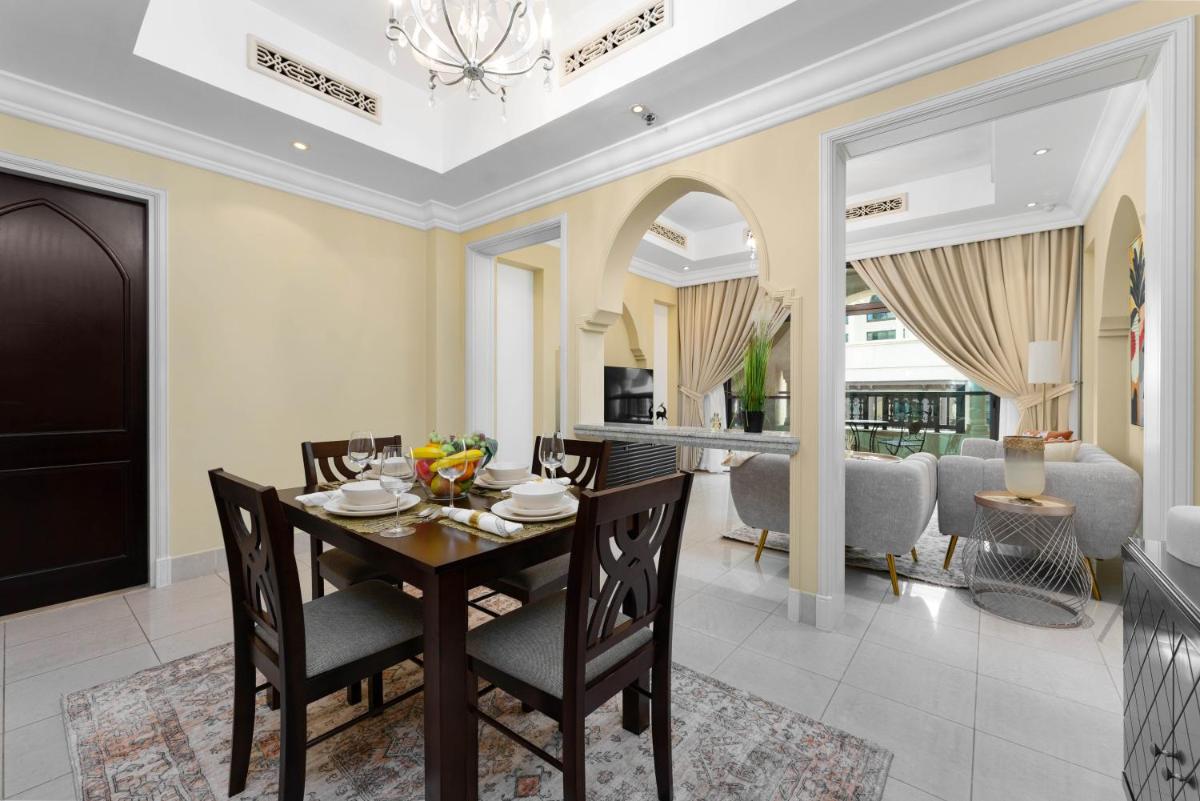 Maison Privee - Elite Apt Connected to Dubai Mall & Burj Khalifa - Housity