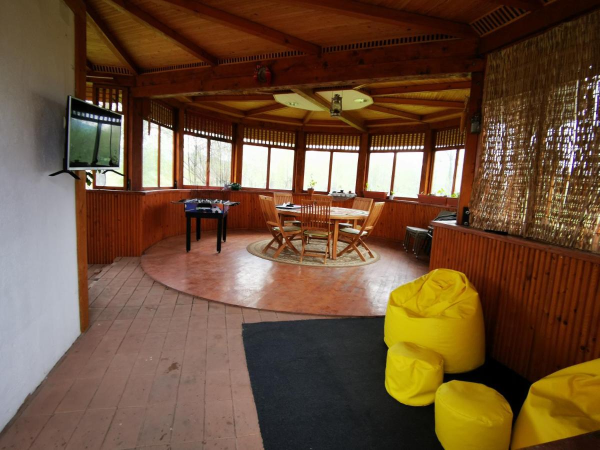 Albinuta Guesthouse - Housity