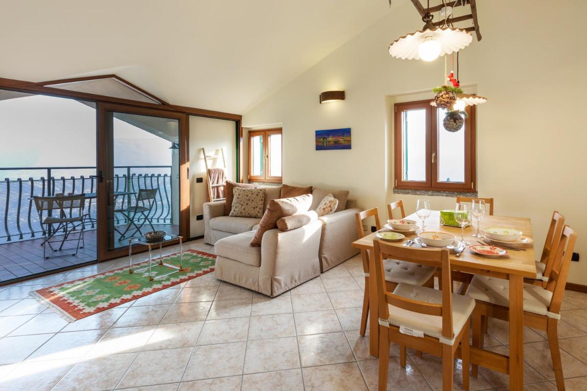 Civenna Lake View by Wonderful Italy - Housity
