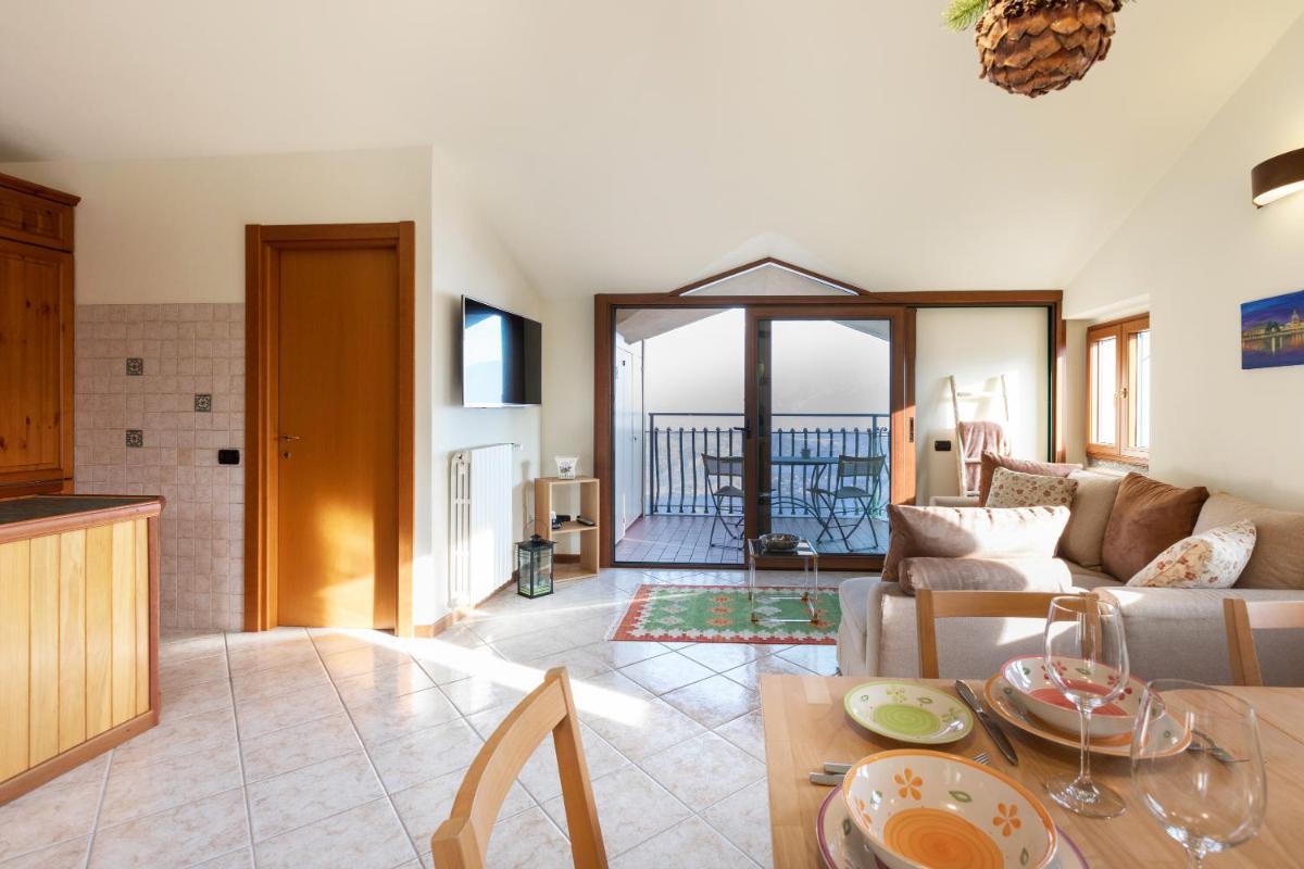 Civenna Lake View by Wonderful Italy - Housity