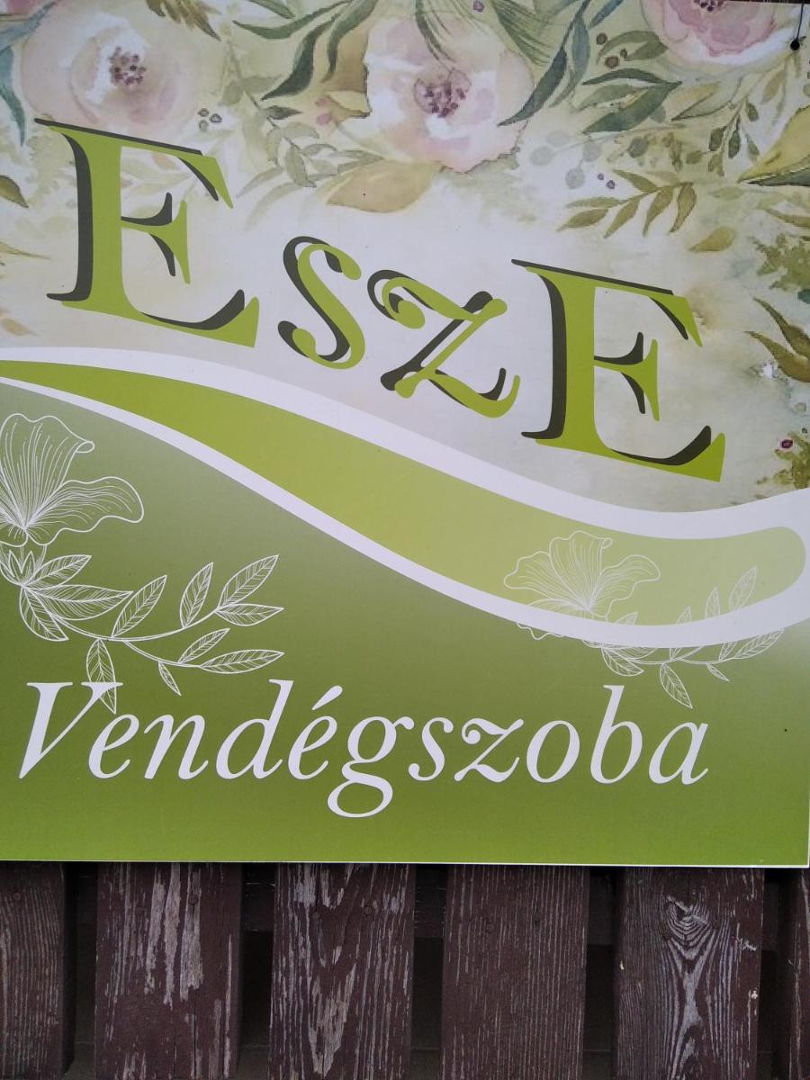 Suitetrails - EszE Vendégszoba