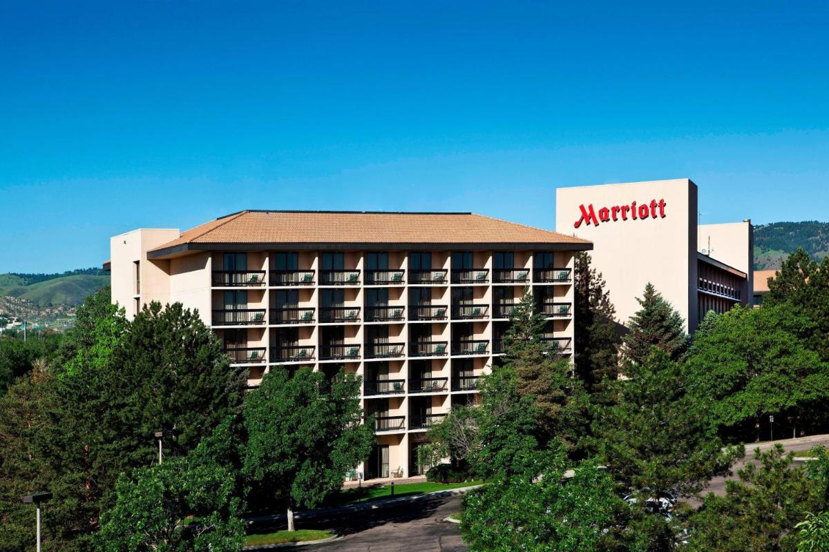 Denver Marriott West - Housity