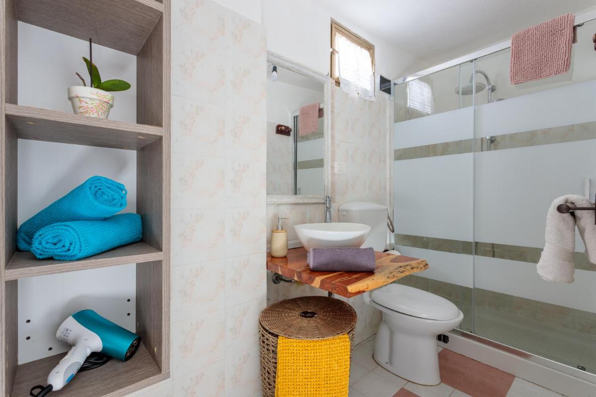 Tiria House Bosa - Casa Vacanze - Housity