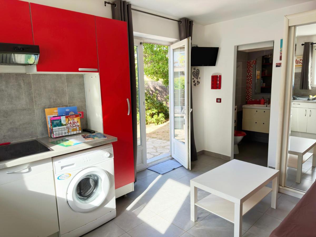 Charmant studio avec grand jardin, proche des plages - Parking gratuit - WIFI - Housity