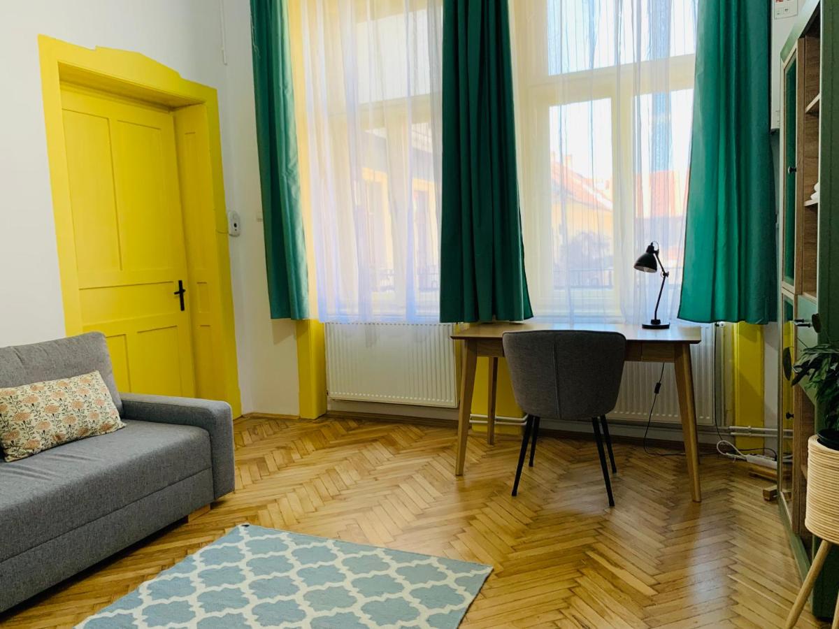 1900 Vetus Central Apartment - Hizvo