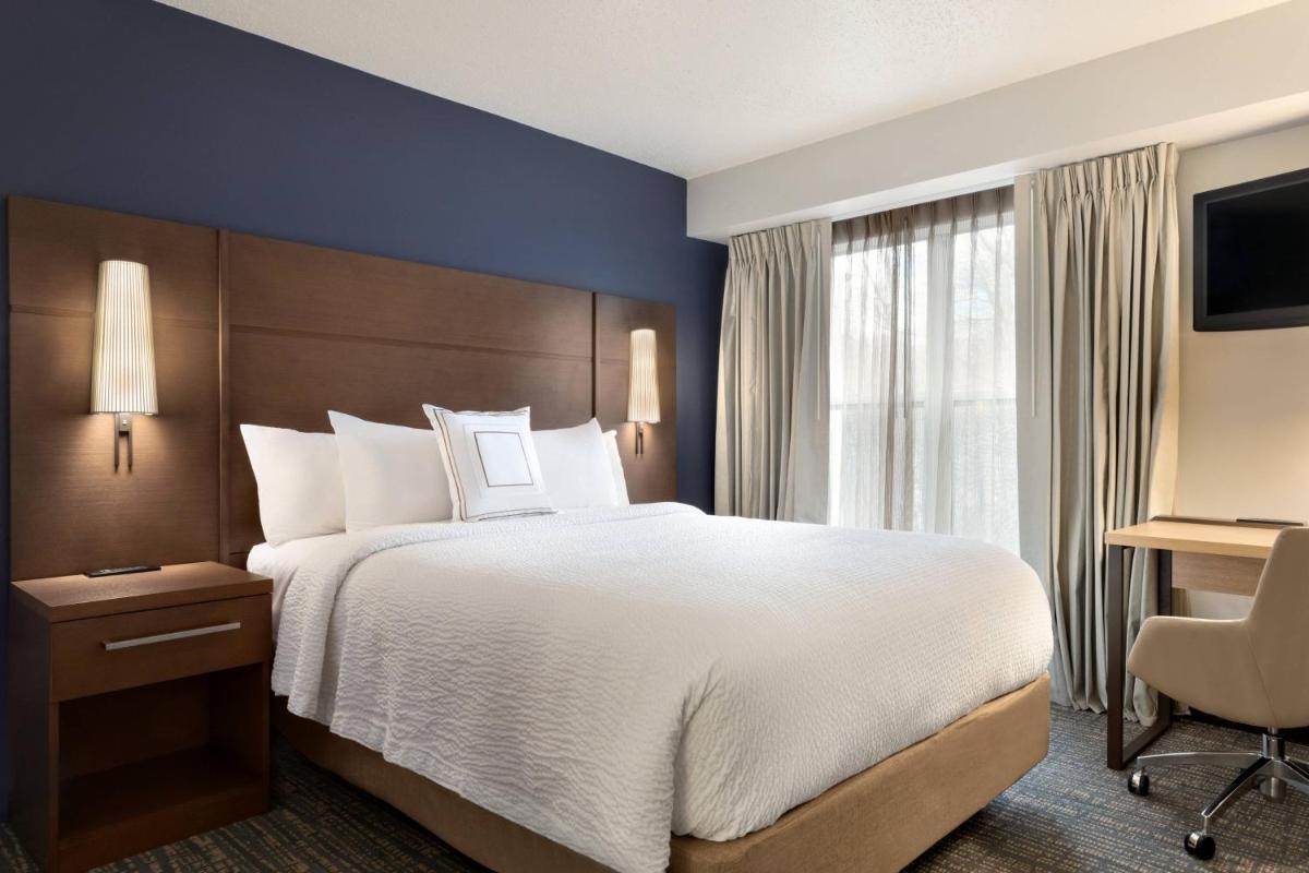 Residence Inn by Marriott West Springfield - Housity