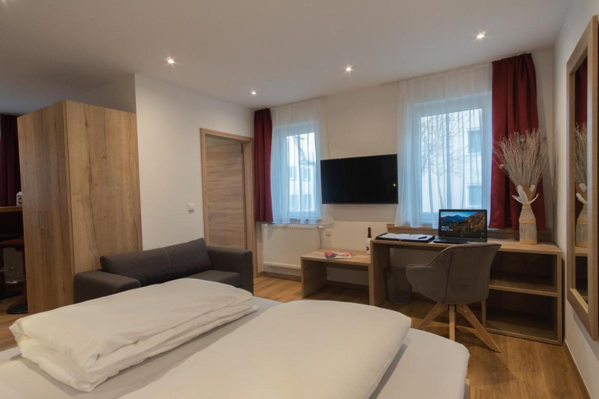 M-A-S-Hotel - Housity