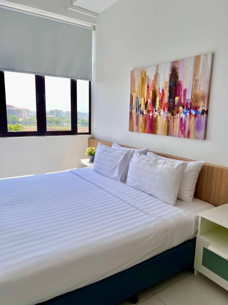 Suitetrails - PadiViu Family Suite at Imperio Professional Suite, Alor Setar