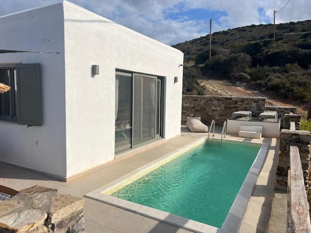 Deja blue villa 2 - Housity