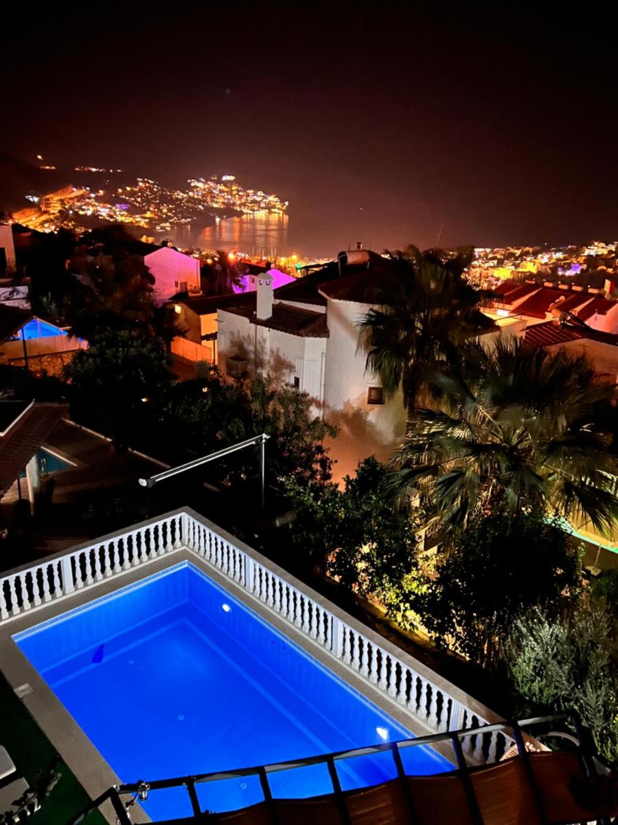 Entire Villa Lulu Kalkan - Private Pool, free Wi-Fi, Good Location, Breathtaking Sea Views - Housity
