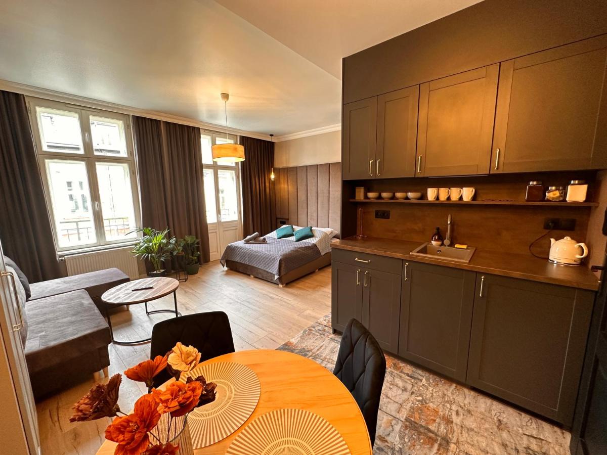 DK Premium Warmińska Secesja - Housity