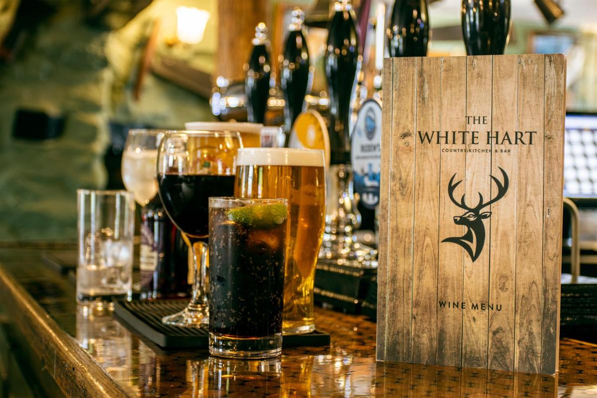 White Hart Inn - Housity