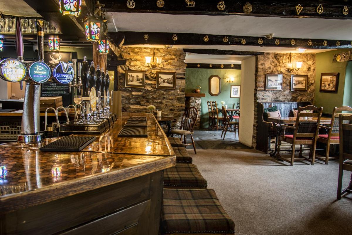 White Hart Inn - Housity