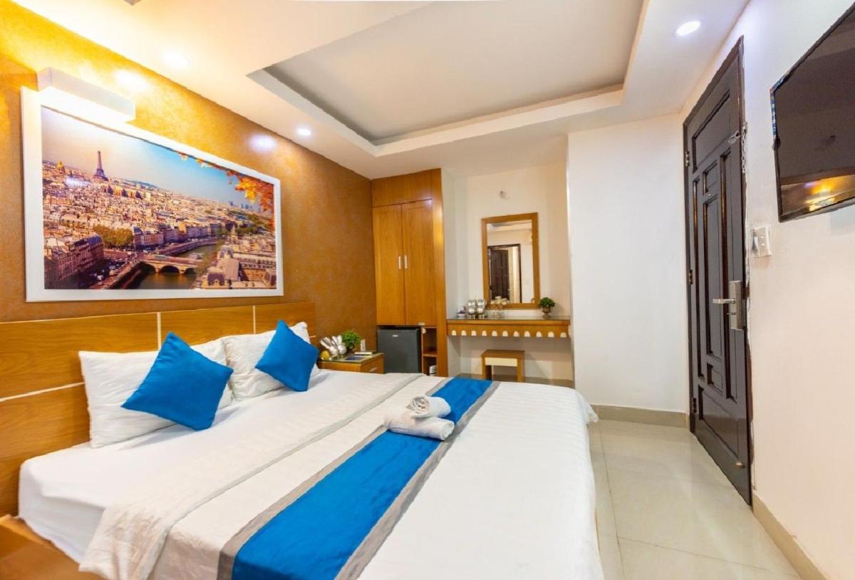 Ryo Hotel - Housity