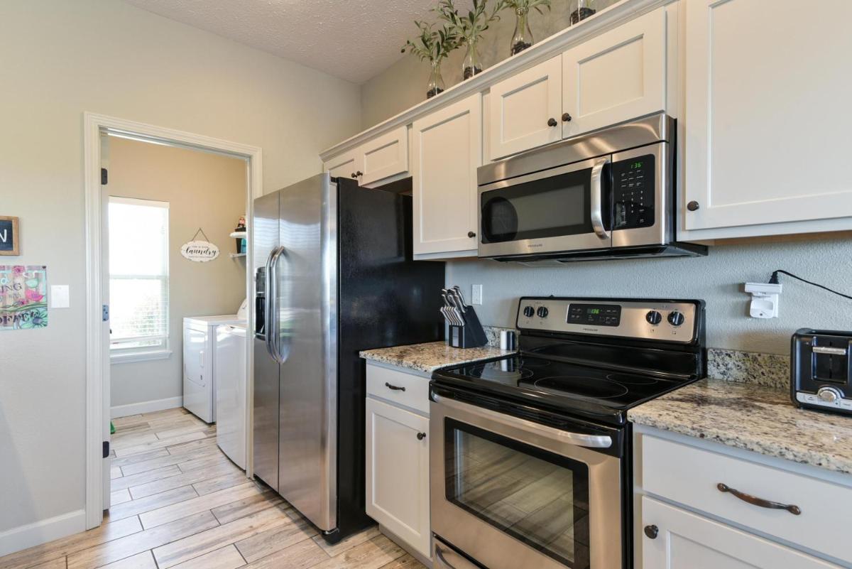 The Lux Stonebridge - Close To Sdc - Resort Amenities!! - Housity
