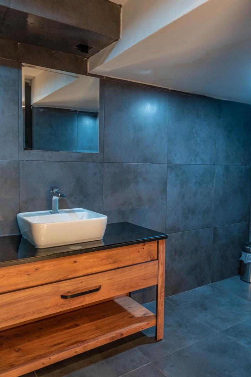 Eva Hotel - Housity