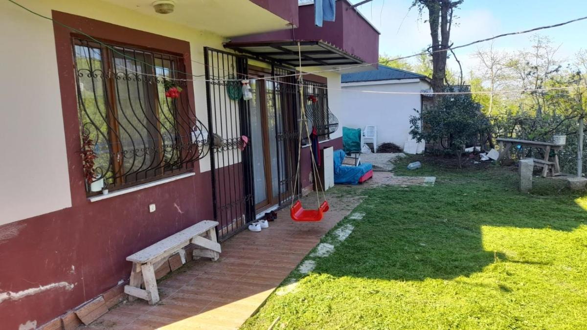 grand1 guests house - Housity