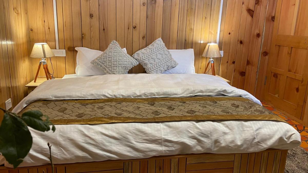Tree House Retreat - Housity