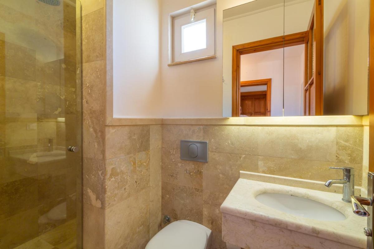 Korsan Apartment No.5 - Housity