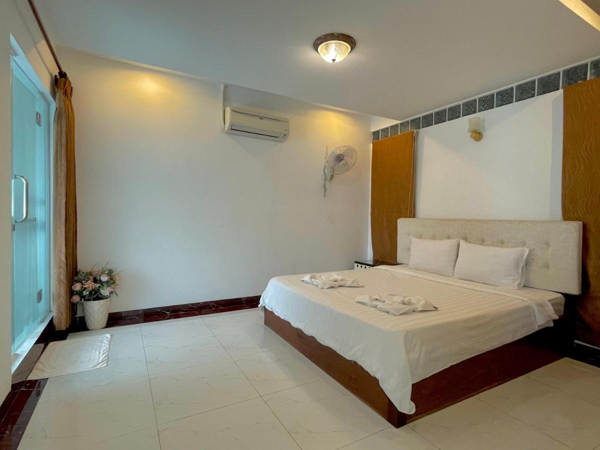 Rumnea Apartment - Housity