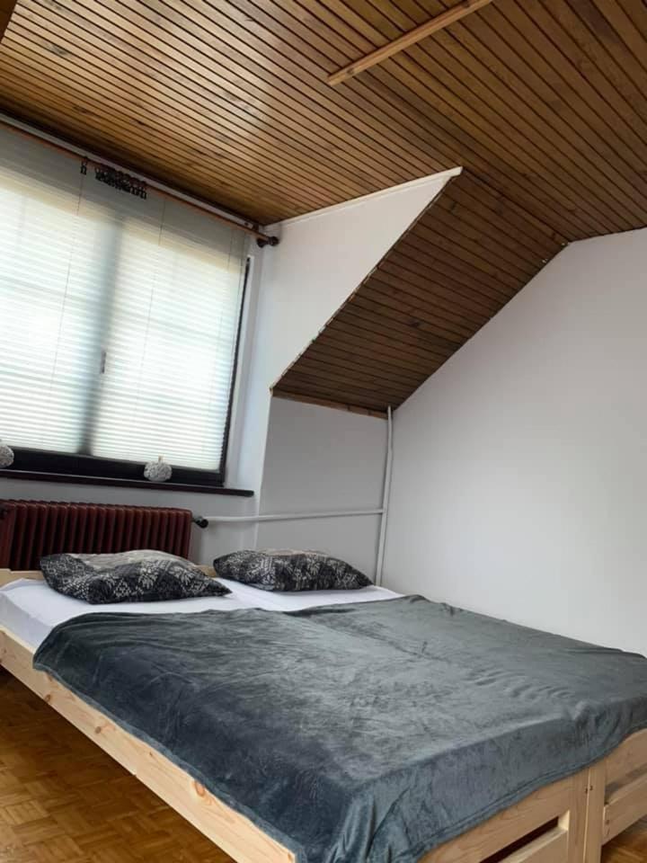 Holiday House Dąbrówno - Housity