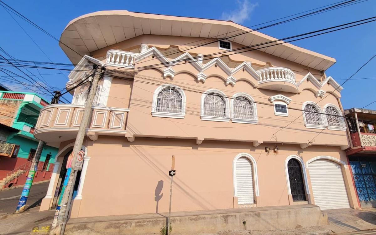 Casa en el Centro de Ilobasco - Housity