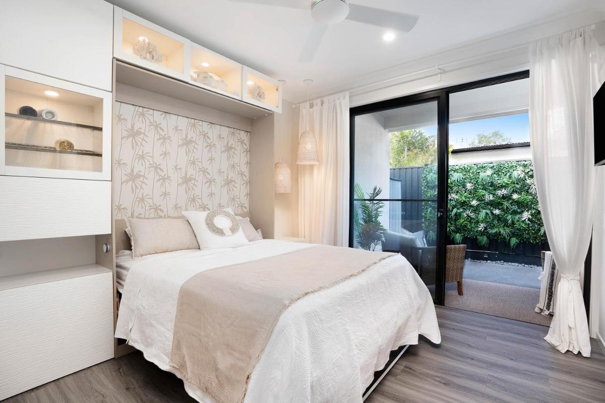 Luxury Golf Stay and Play - Housity